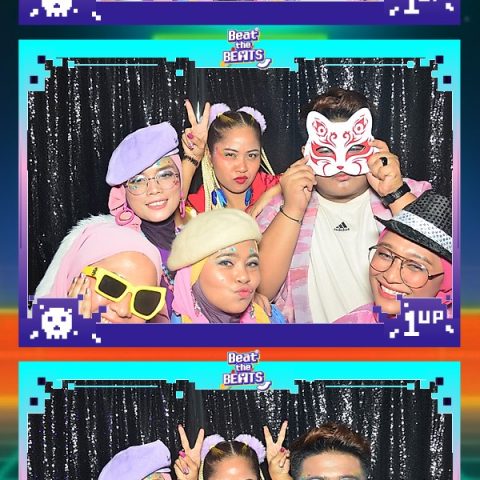 Book our photo booth rental for your celebration & event