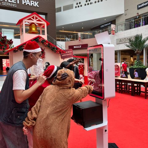 Unique photo booth rental service for all types of events