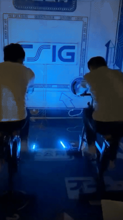 GIF 4